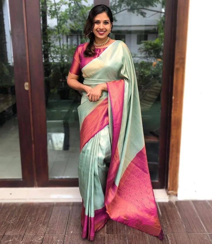 Saree Magic: Unveiling the Elegance and Ease of Wearing a Saree