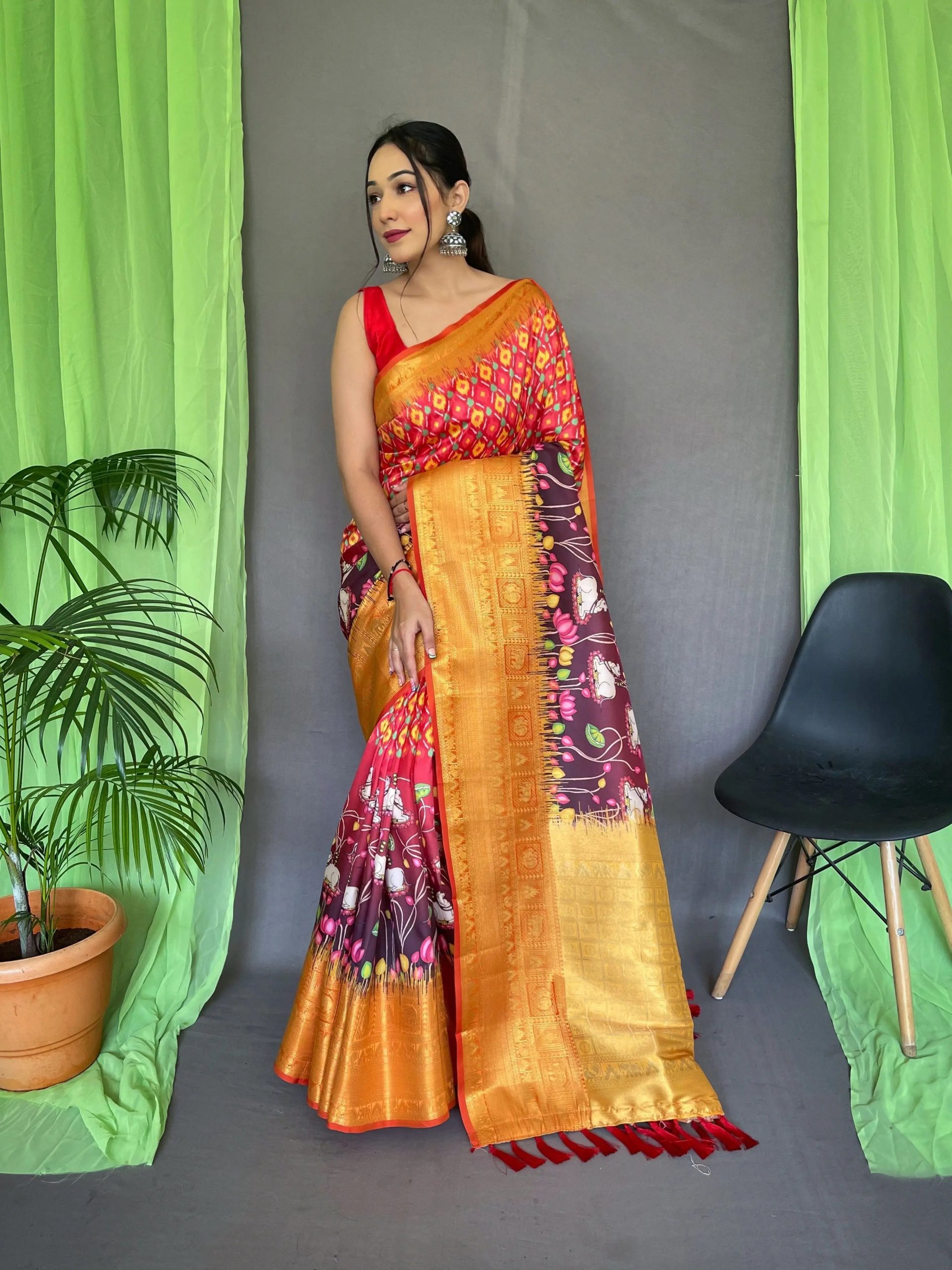 Unveiling the Enchanting Allure of Ajrakh Sarees 2 Unveiling the Enchanting Allure of Ajrakh Sarees