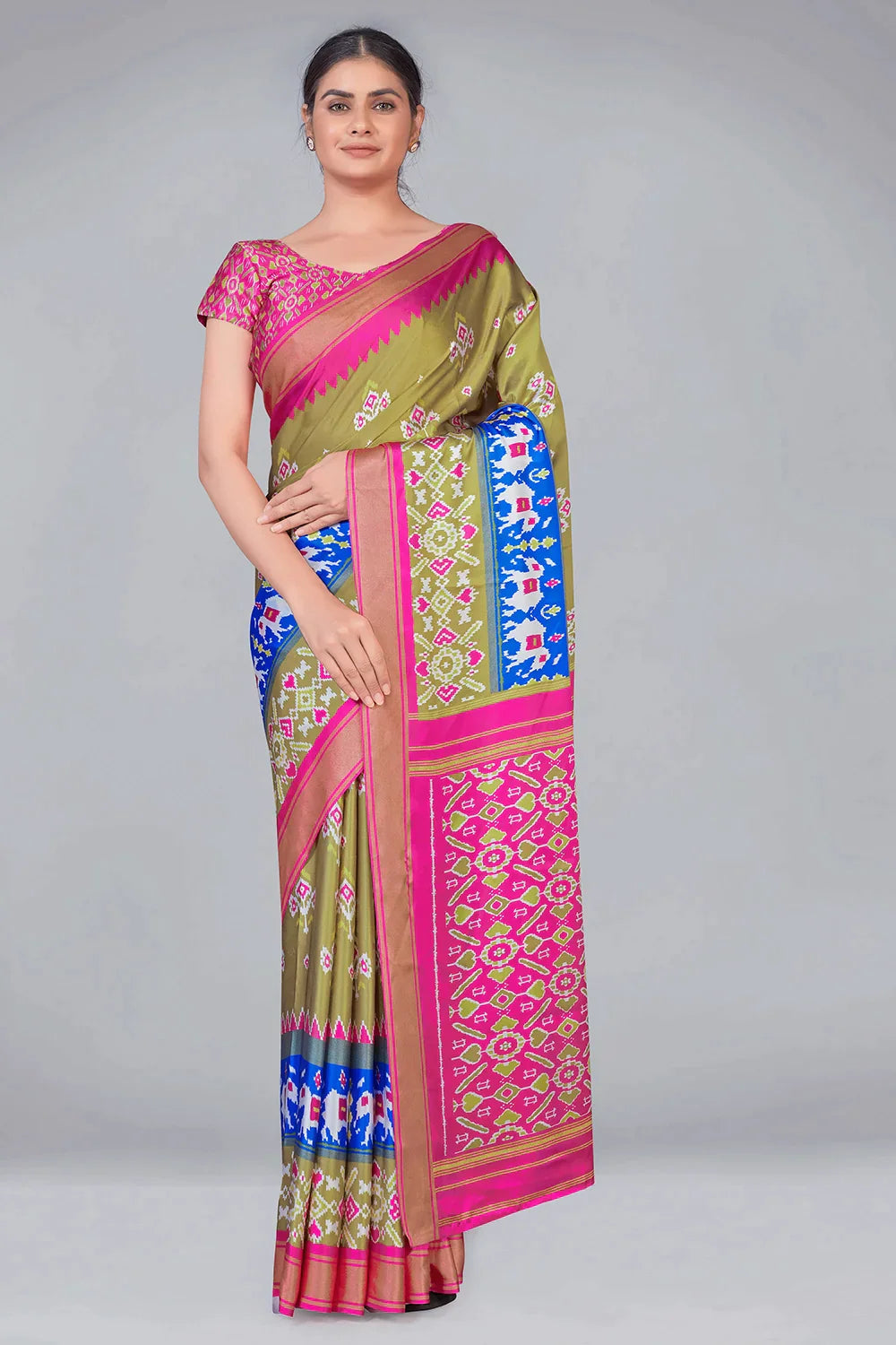 The Enchanting World of Pure Silk Sarees: A Guide for Every Woman 6 The Enchanting World of Pure Silk Sarees: A Guide for Every Woman